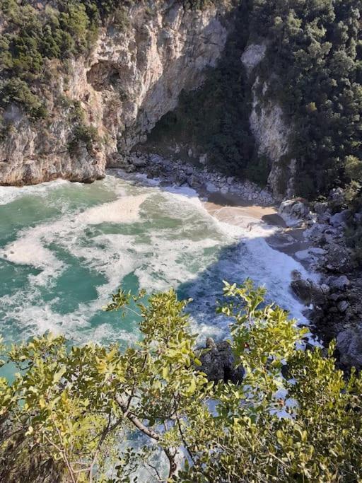 Vila Limnionas Sunview Xorychti Exteriér fotografie